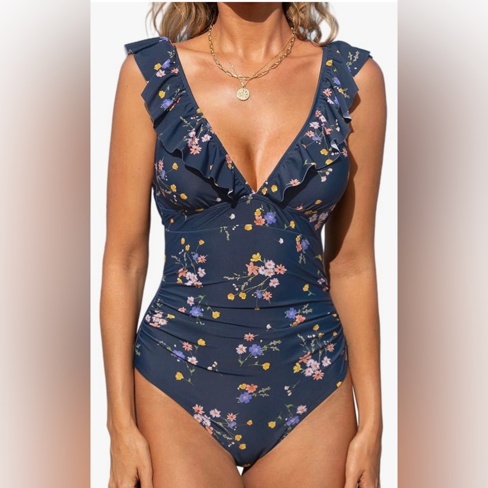 Cupshe Womens Floral Navy ruffled One Piece Swimsuit size M-NWT